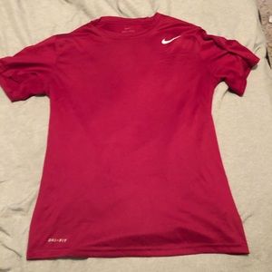 nike t shirt